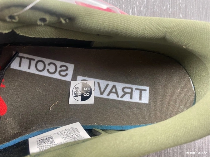 MaikeSneakers SP LOW X JORDAN AIR OG 'BLACK DM7866-002 OLIVE' TRAVIS SCOTT 1 0725